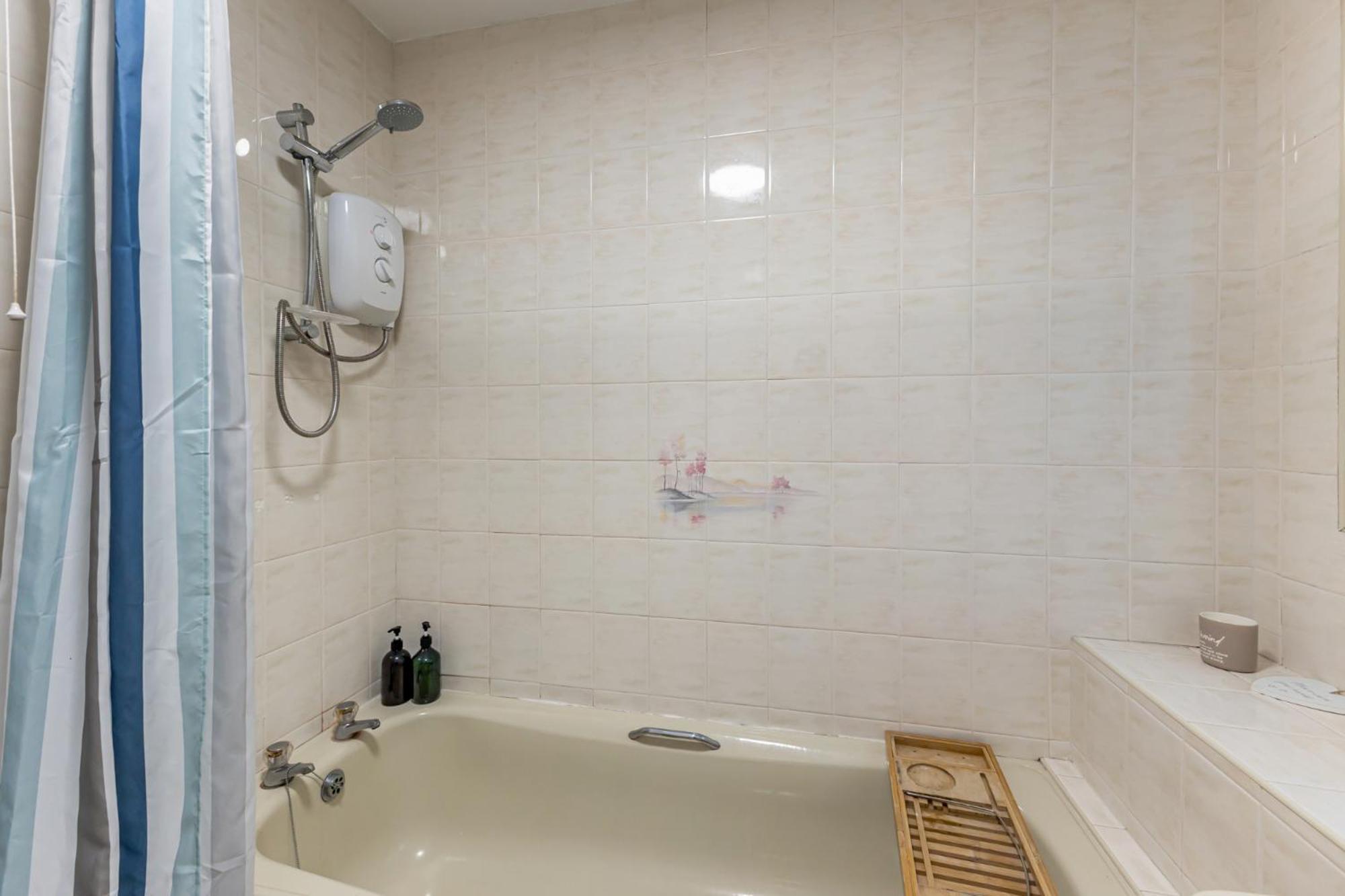 Central Apartment 3B ニューカッスル エクステリア 写真