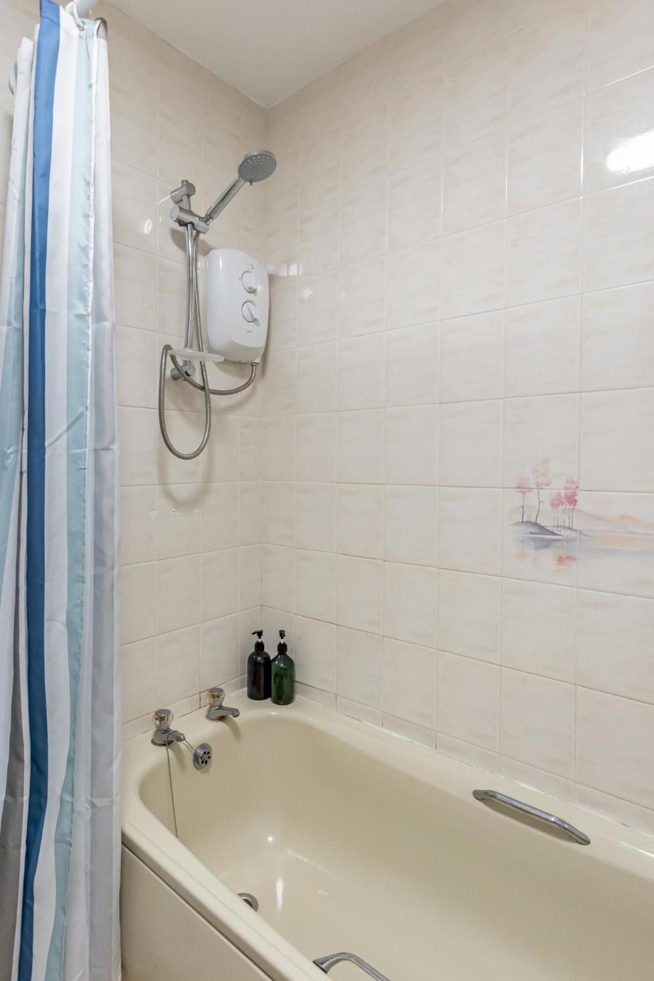Central Apartment 3B ニューカッスル エクステリア 写真